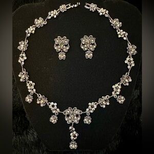 Vintage Floral Necklace and Earring Set